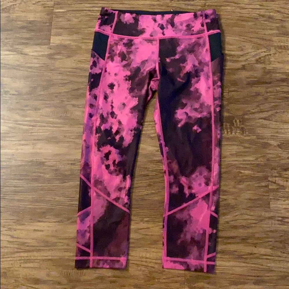 Lululemon crop tights size 6